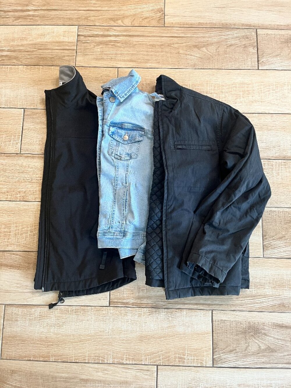 Womens Bundle of 3 Jackets - M